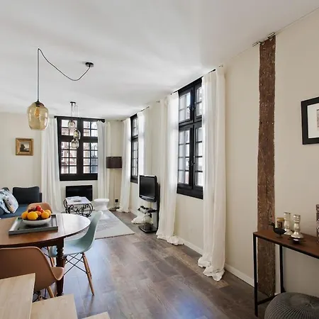 Apartment - Centre - Triplex - Standing
